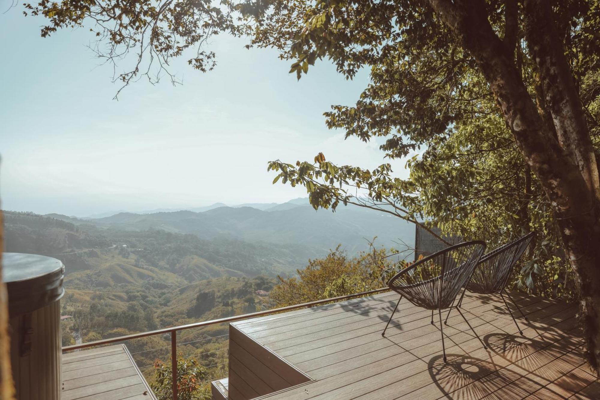 Amalu Luxury View Cabins モンテベルデ エクステリア 写真